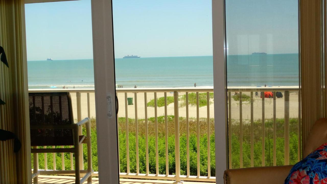 Boardwalk 201- Direct Oceanfront Condo! ココアビーチ エクステリア 写真